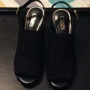 Chaps Sz 7 black Chaps Wadley mule high heels